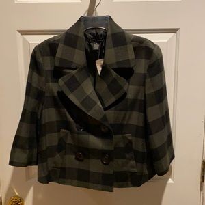 NWT Larry Levine Beautiful black and gray checked short blazer